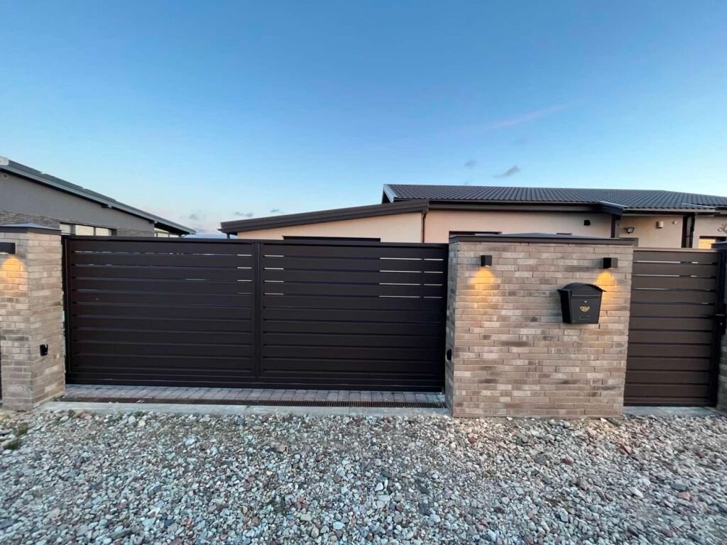 Vartų ir vartelių gamyba bei montavimas